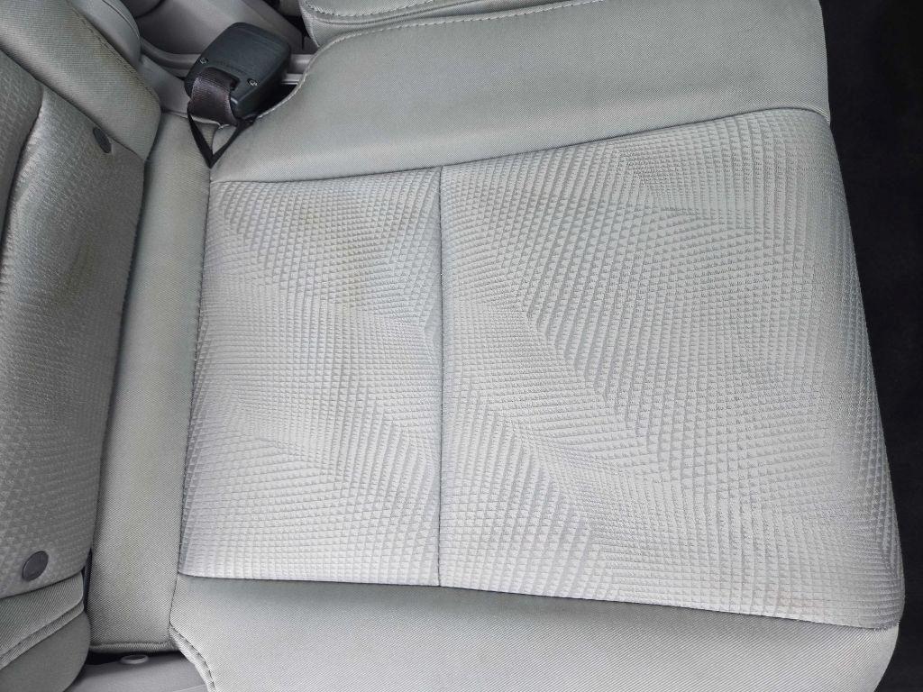 Honda Pilot LX 2WD 5-Spd AT 2012