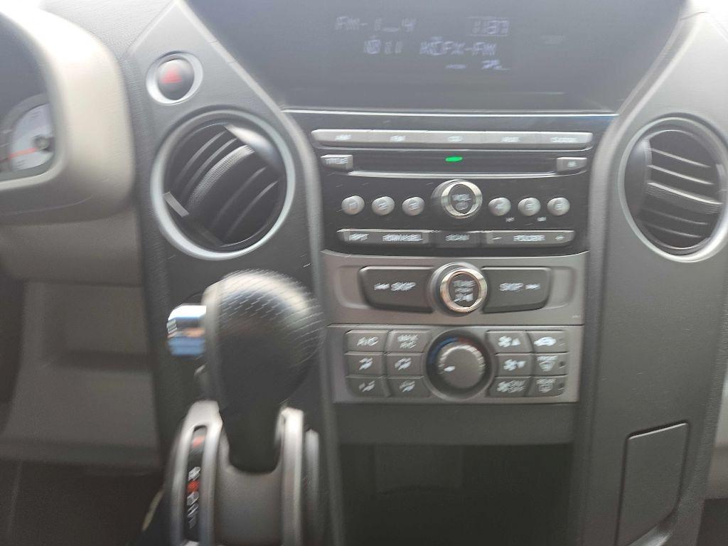 Honda Pilot LX 2WD 5-Spd AT 2012