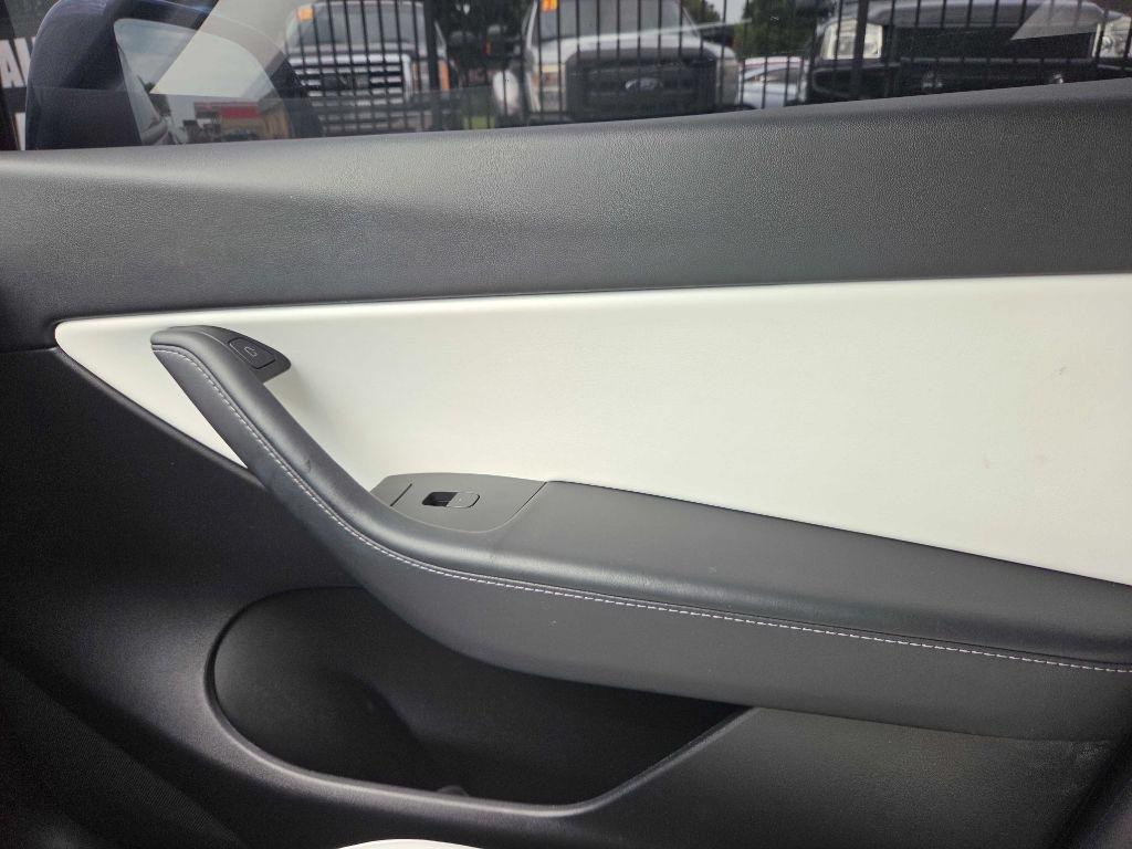 Tesla Model Y Performance 2022