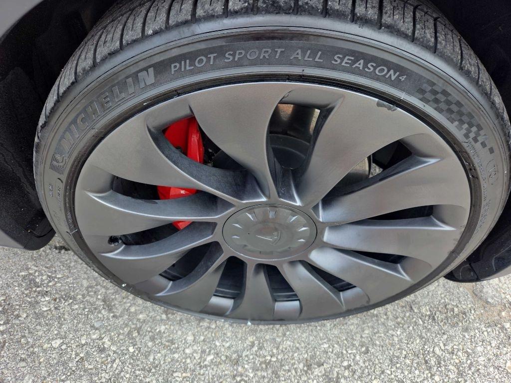 Tesla Model Y Performance 2022