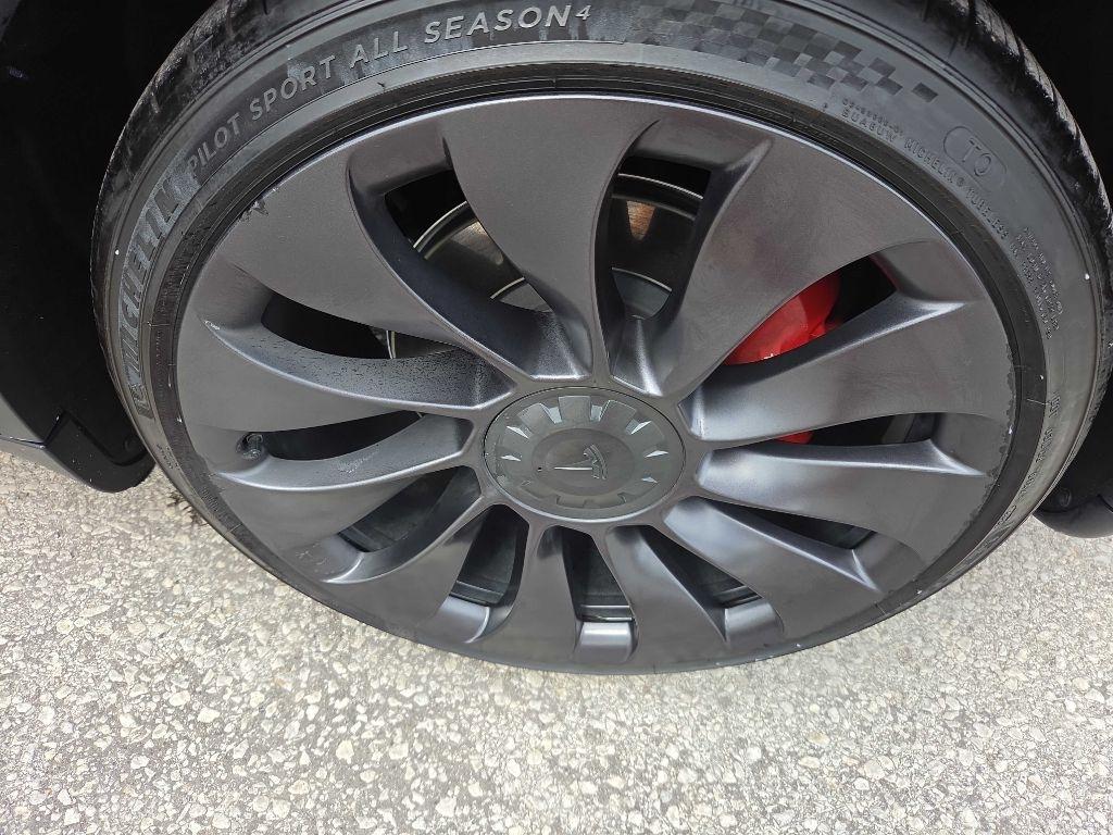Tesla Model Y Performance 2022
