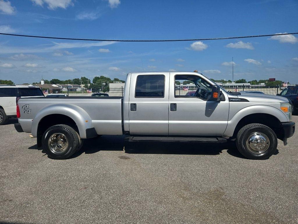 Ford F-350 SD XL Crew Cab Long Bed DRW 4WD 2015