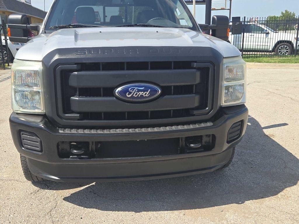 Ford F-350 SD XL Crew Cab Long Bed DRW 4WD 2015