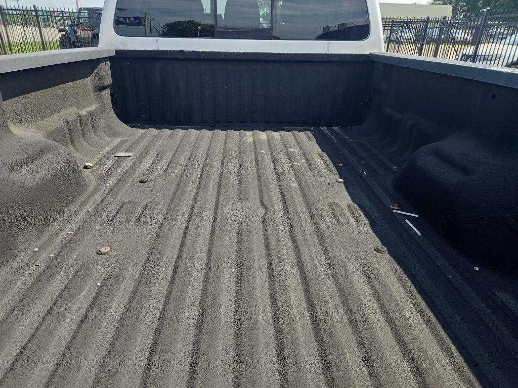 Ford F-350 SD XL Crew Cab Long Bed DRW 4WD 2015