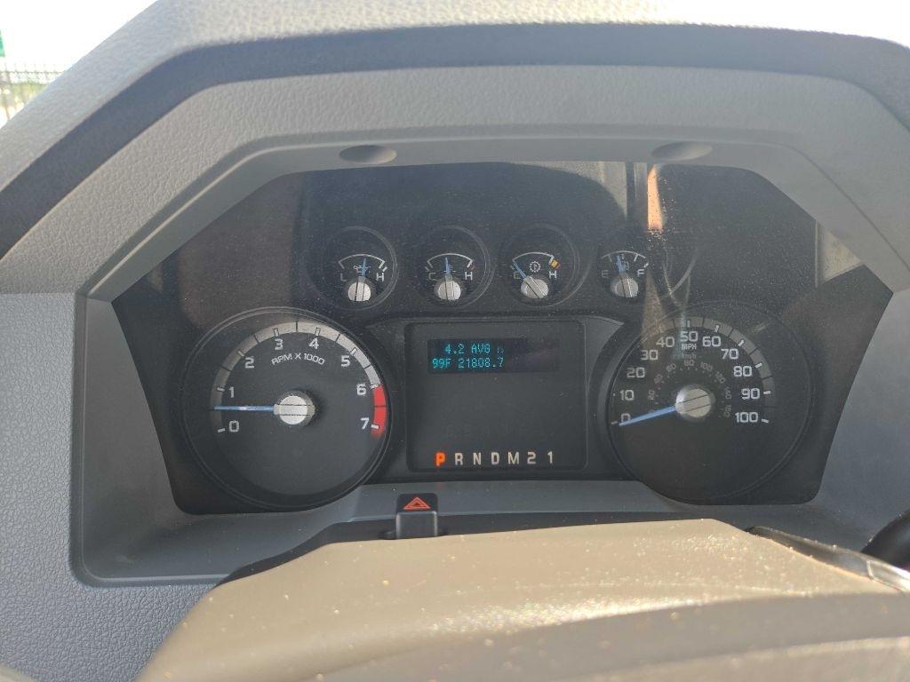 Ford F-350 SD XL Crew Cab Long Bed DRW 4WD 2015