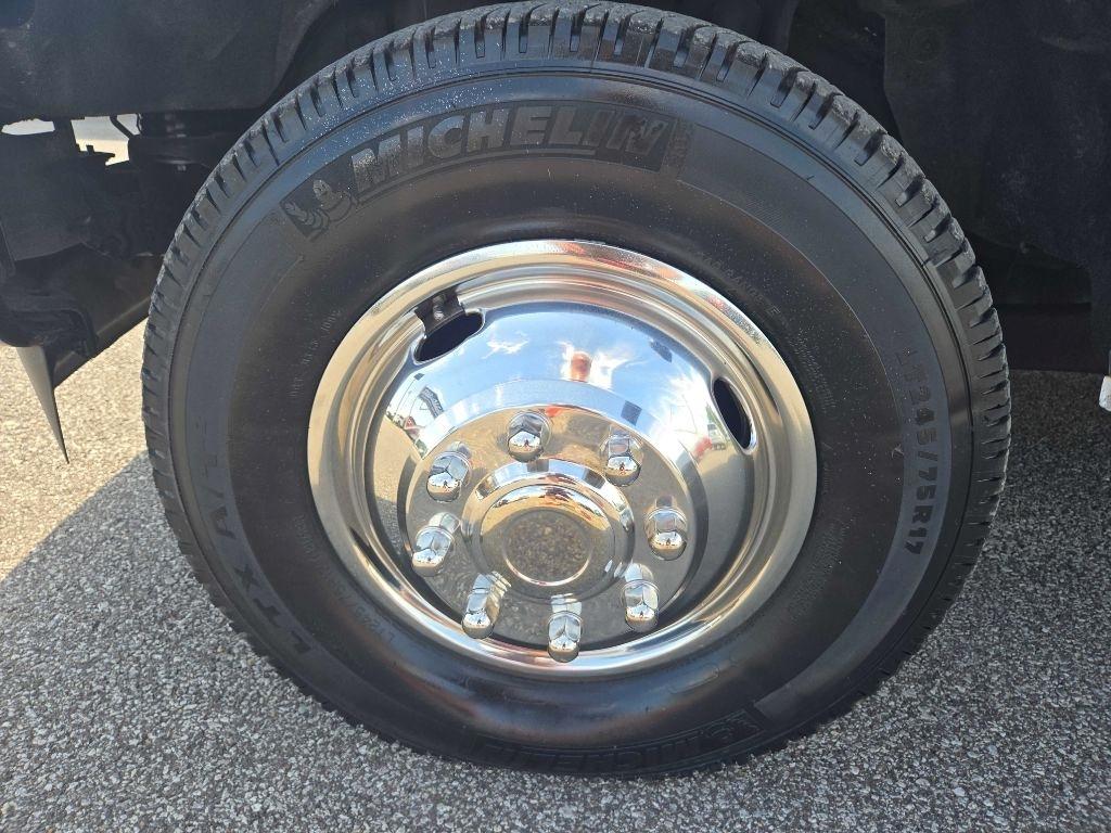 Ford F-350 SD XL Crew Cab Long Bed DRW 4WD 2015