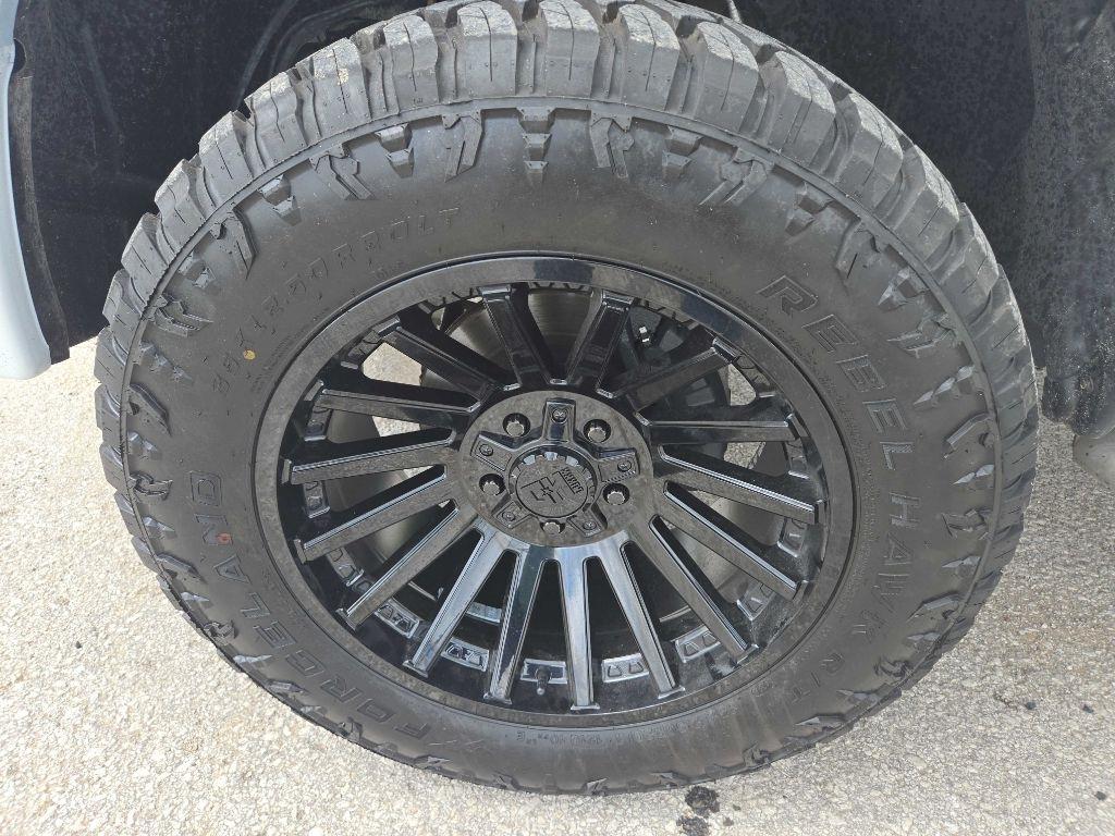 RAM 1500 Tradesman Quad Cab 4WD 2015
