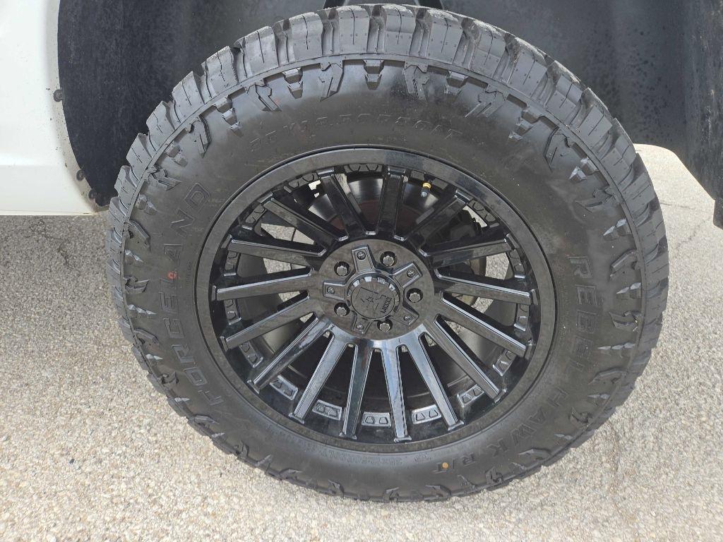 RAM 1500 Tradesman Quad Cab 4WD 2015