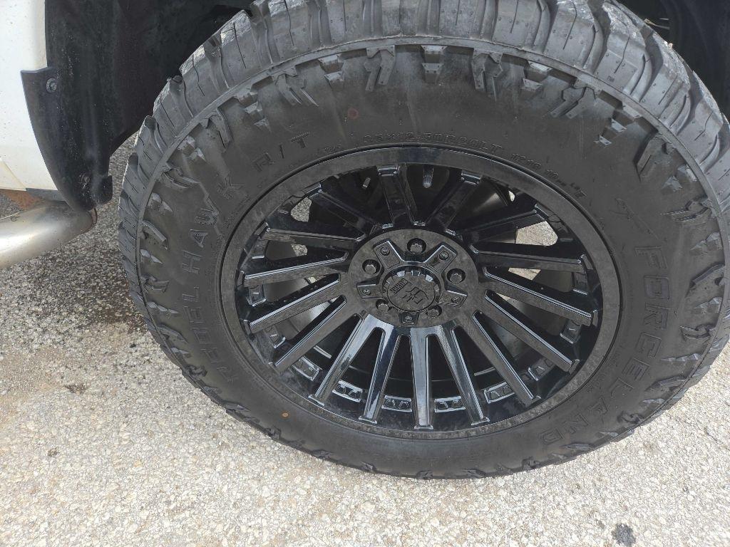 RAM 1500 Tradesman Quad Cab 4WD 2015