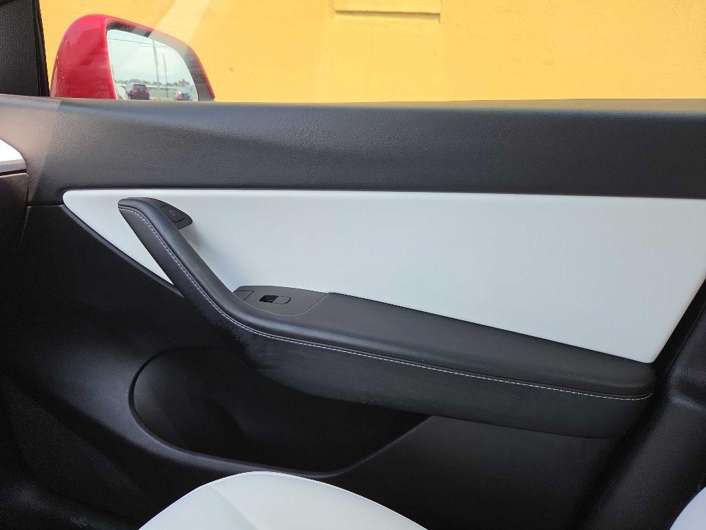 Tesla Model Y Performance 2022
