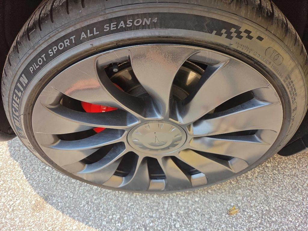 Tesla Model Y Performance 2022