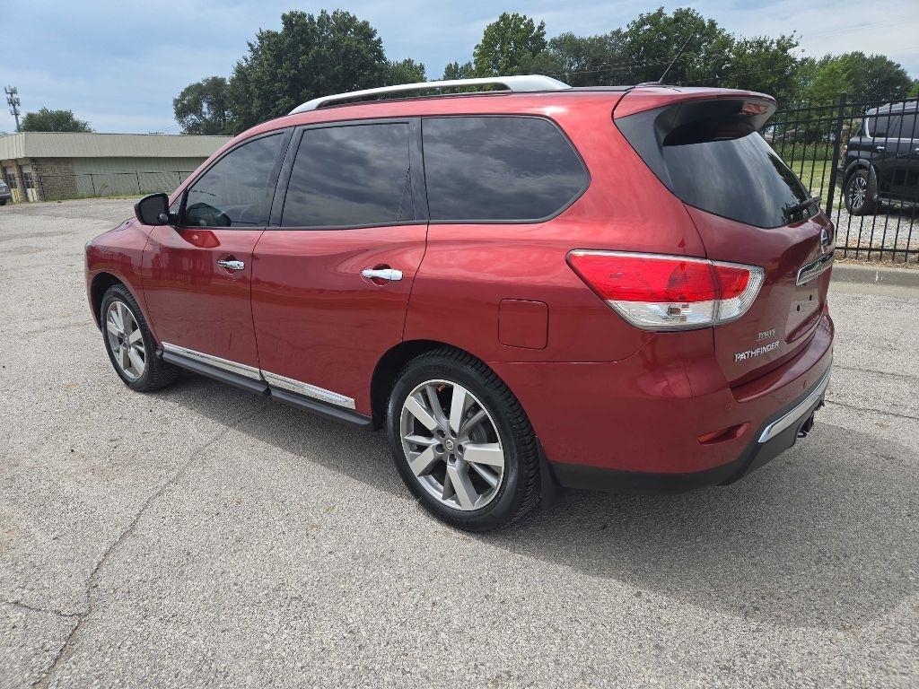 Nissan Pathfinder S 4WD 2014