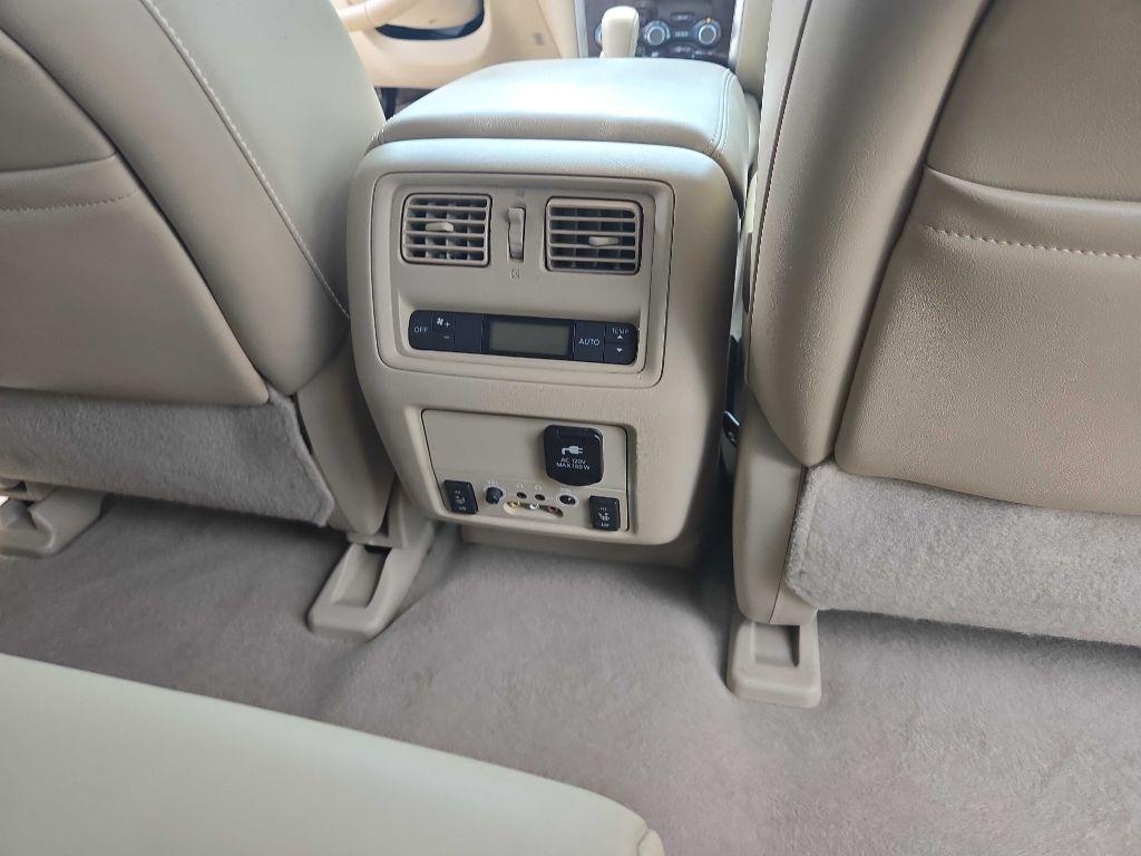 Nissan Pathfinder S 4WD 2014