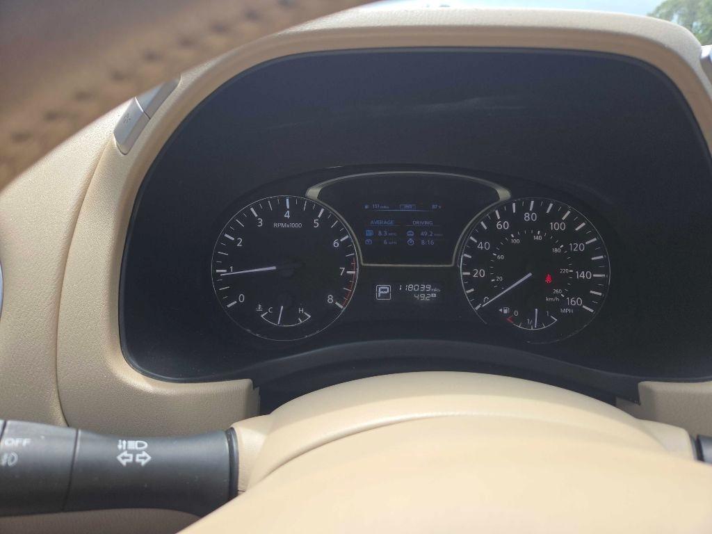 Nissan Pathfinder S 4WD 2014
