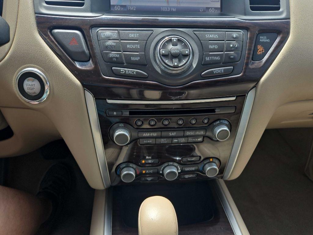 Nissan Pathfinder S 4WD 2014