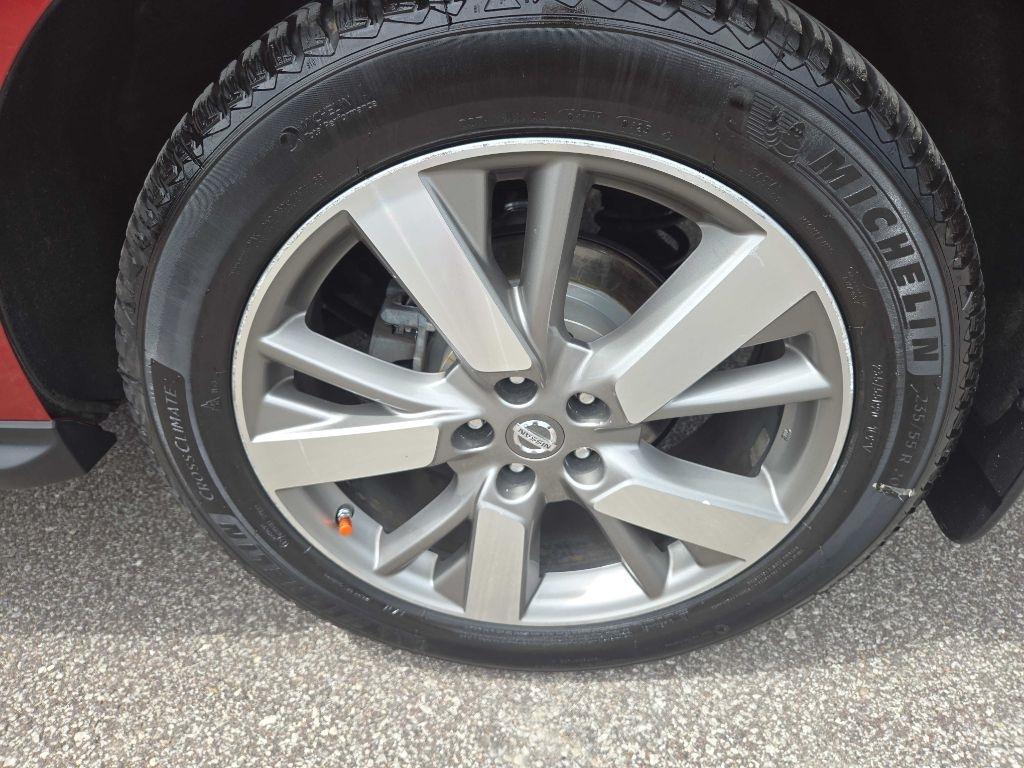 Nissan Pathfinder S 4WD 2014