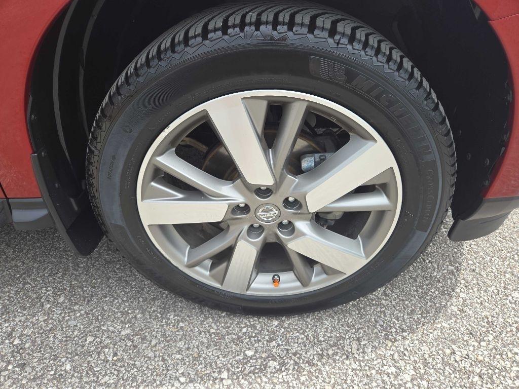 Nissan Pathfinder S 4WD 2014