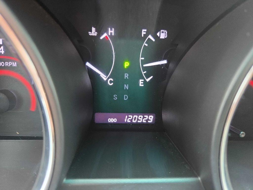 Toyota Highlander Base 4WD 2013