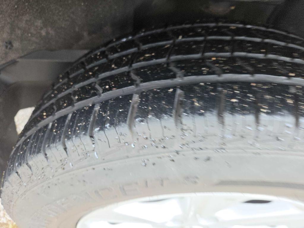 Toyota Highlander Base 4WD 2013