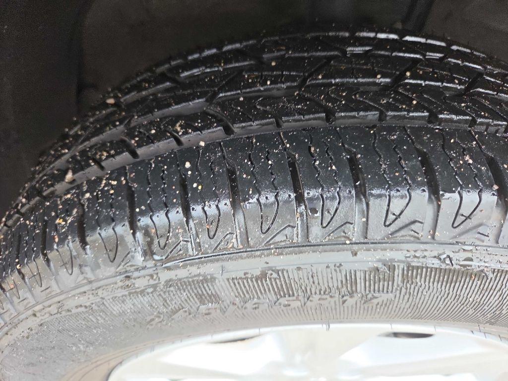 Toyota Highlander Base 4WD 2013