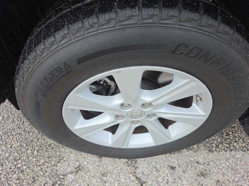 Toyota Highlander Base 4WD 2013