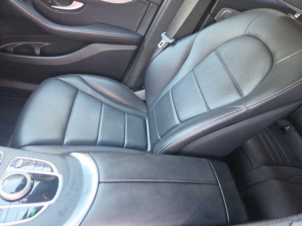 Mercedes-Benz GLC-Class GLC300 4MATIC 2019