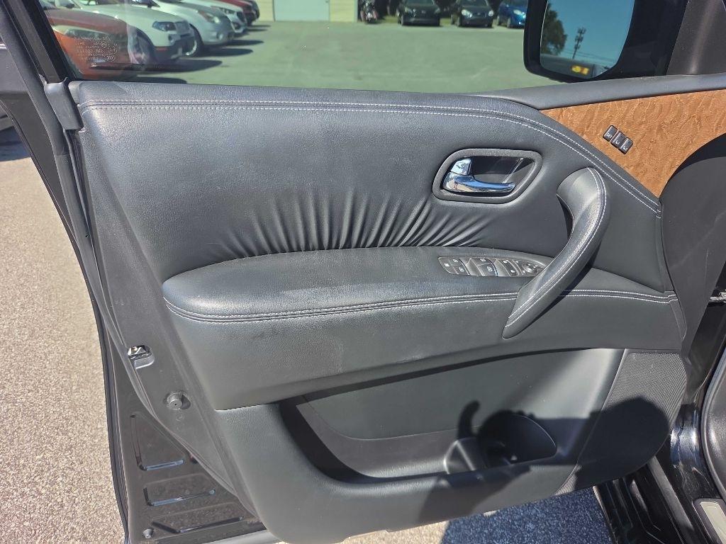 Infiniti QX80 Limited 4WD 2017