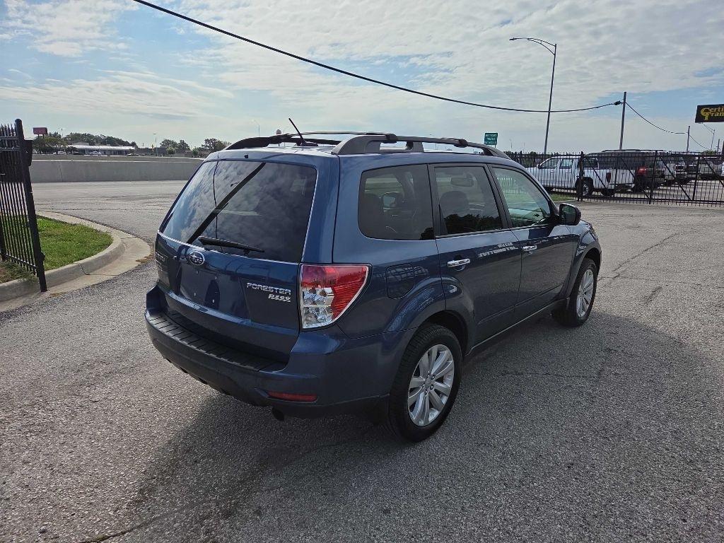 Subaru Forester photo 5