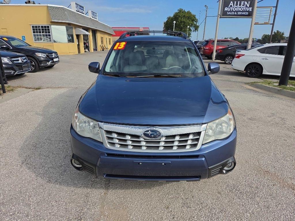 Subaru Forester photo 8