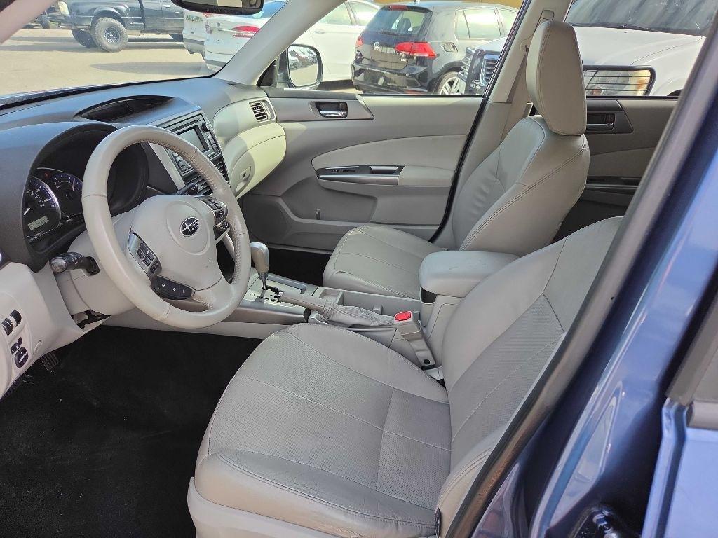 Subaru Forester photo 10