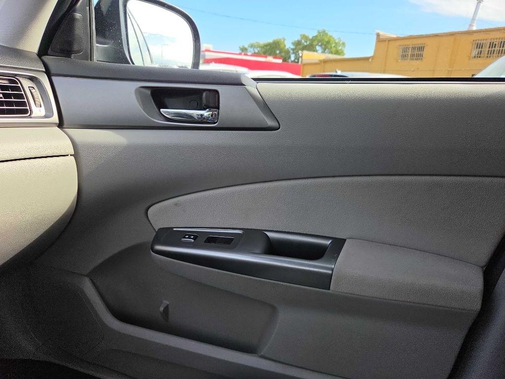 Subaru Forester photo 22