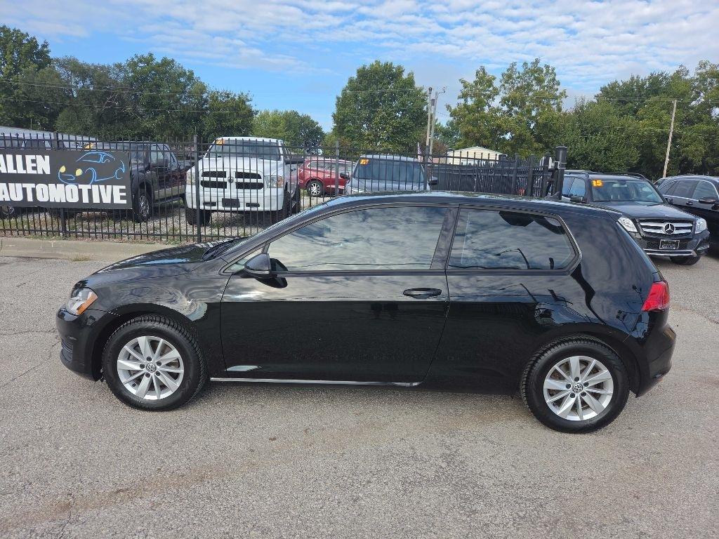 Volkswagen Golf photo 2