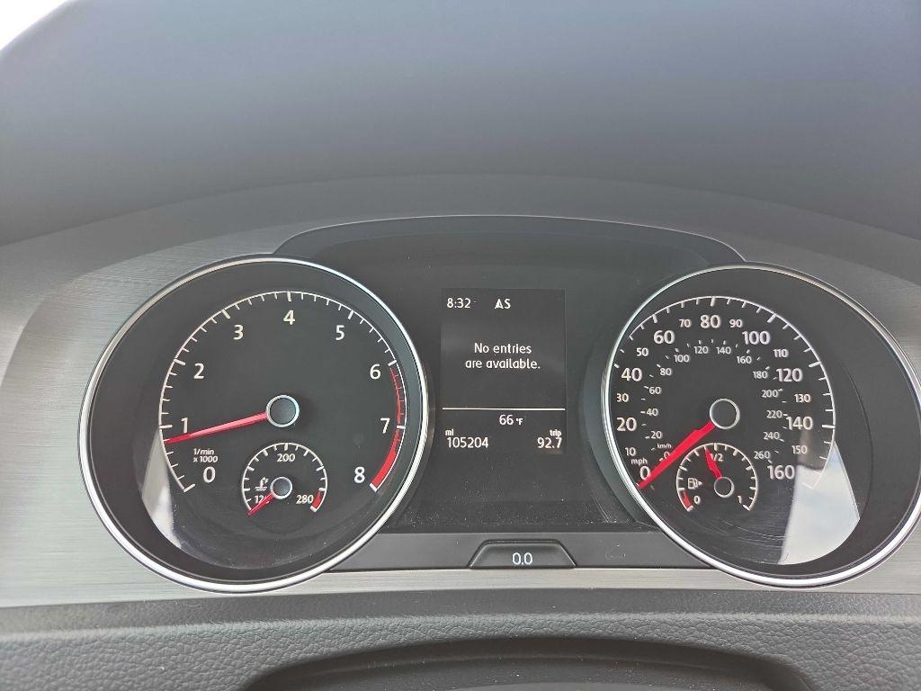 Volkswagen Golf photo 16