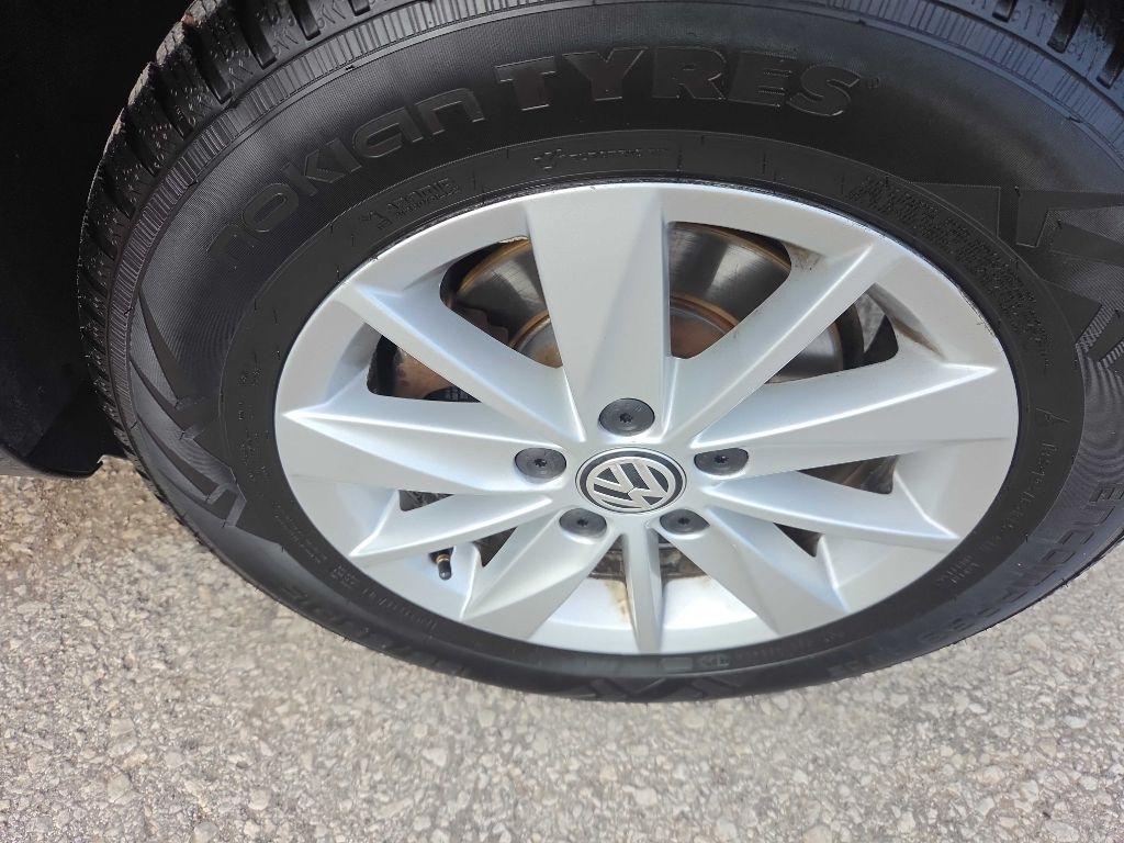 Volkswagen Golf photo 33