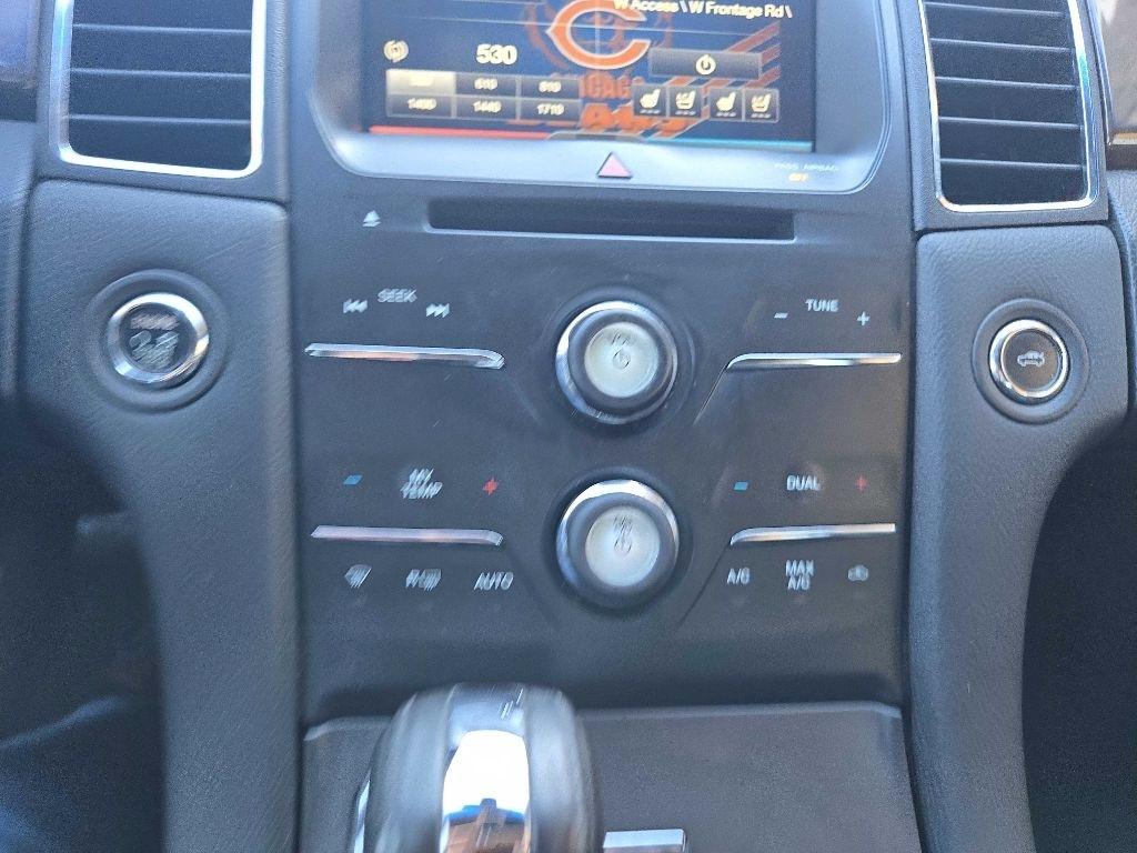 Ford Taurus Limited FWD 2015