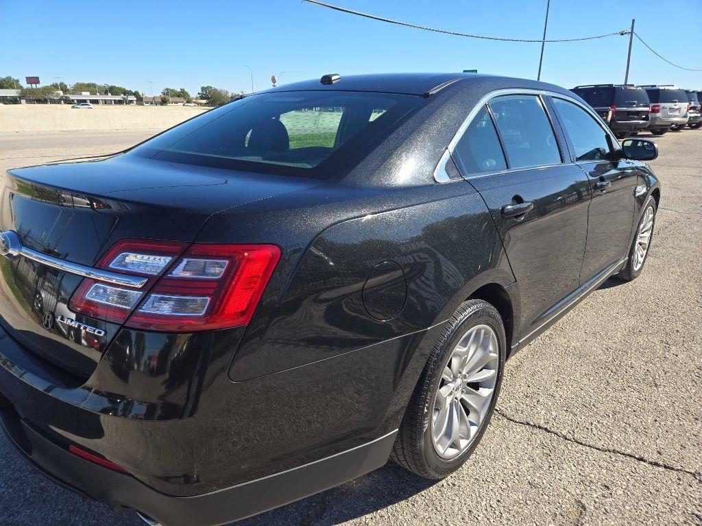 Ford Taurus Limited FWD 2015