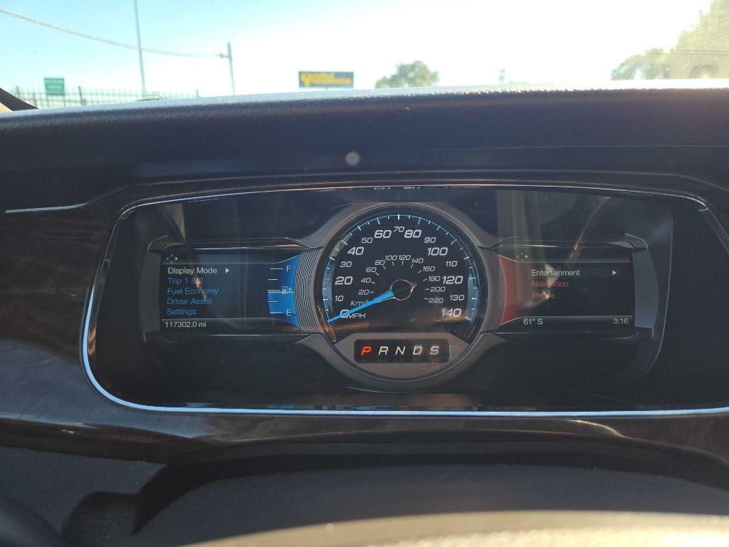 Ford Taurus Limited FWD 2015