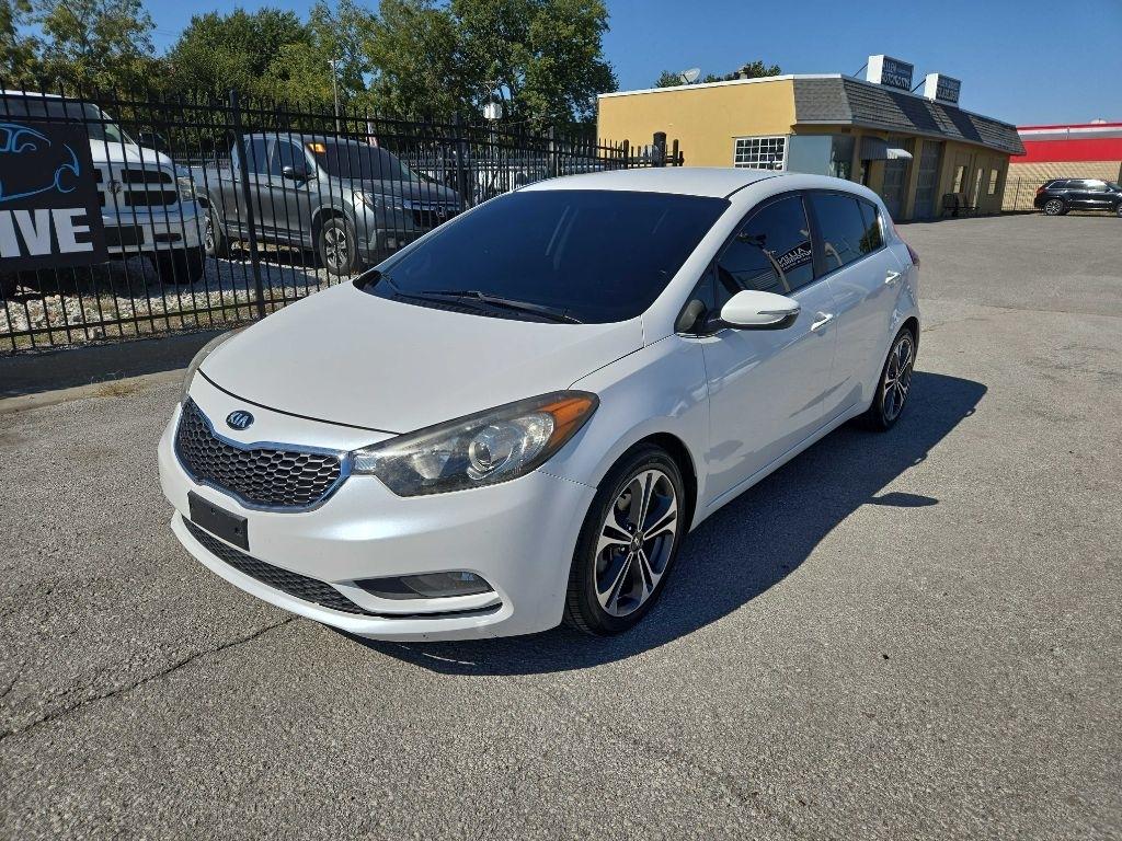 2016 Kia Forte 5-Door EX