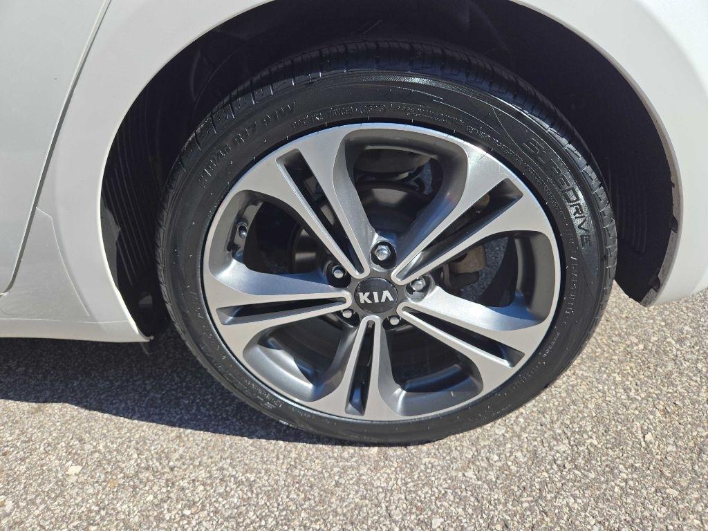 Kia Forte 5-Door EX 2016