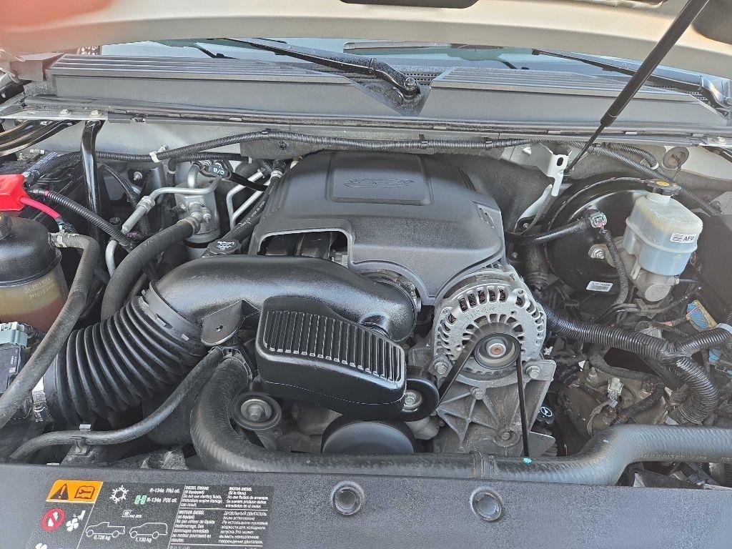 GMC Yukon Denali 4WD 2011