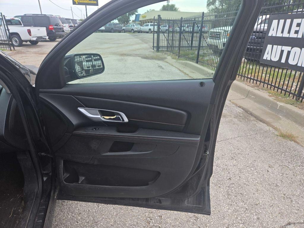 GMC Terrain photo 16