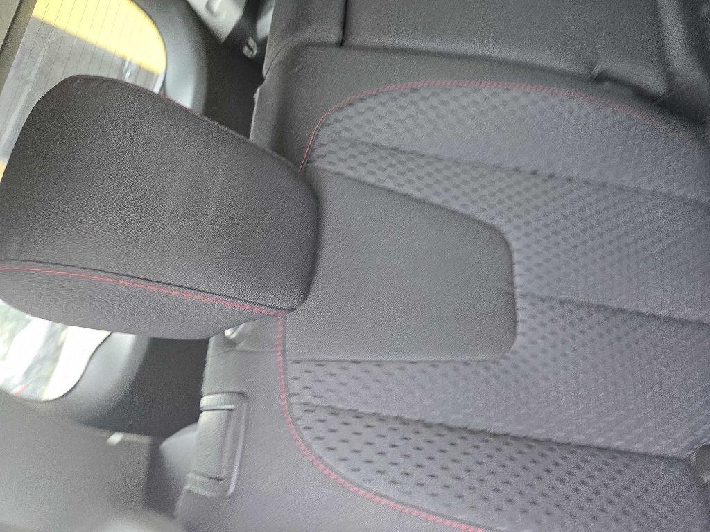 GMC Terrain photo 24