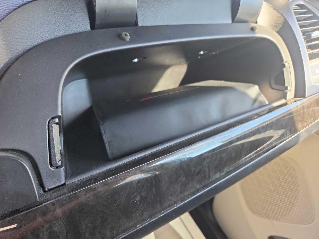 Dodge Grand Caravan photo 20