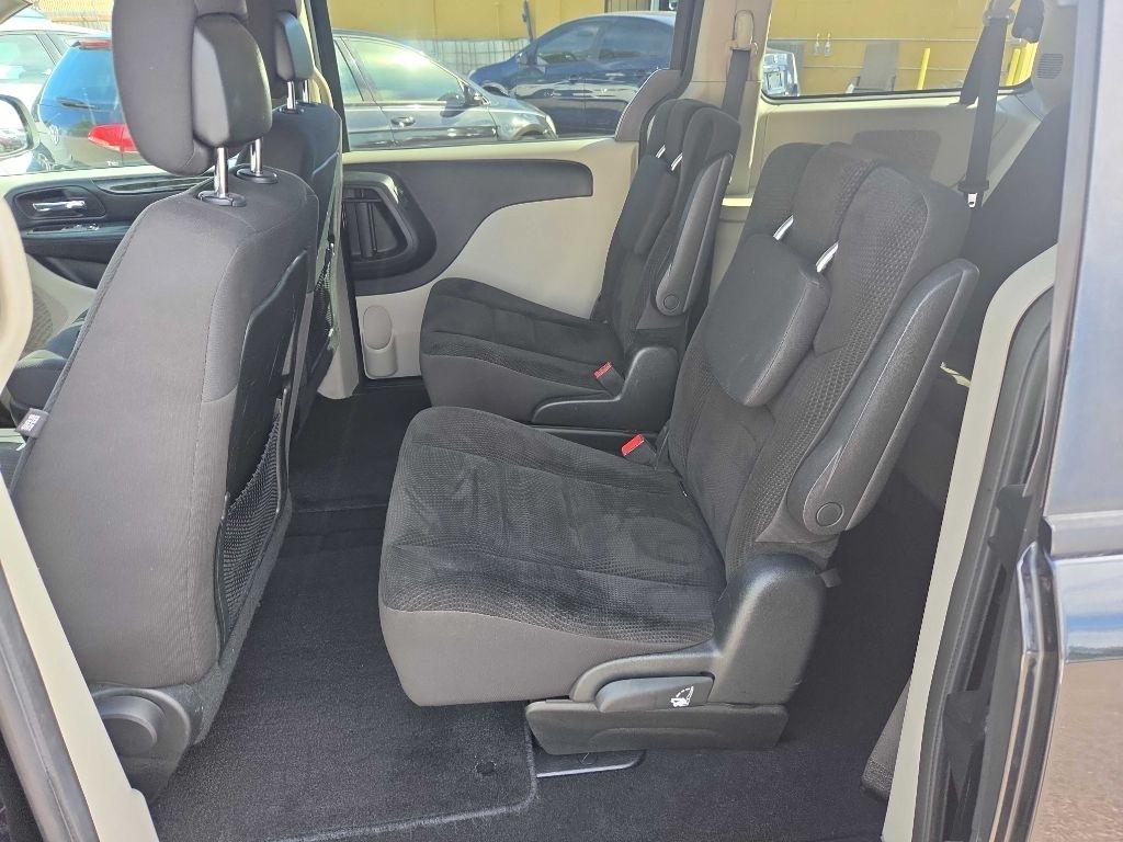 Dodge Grand Caravan photo 24