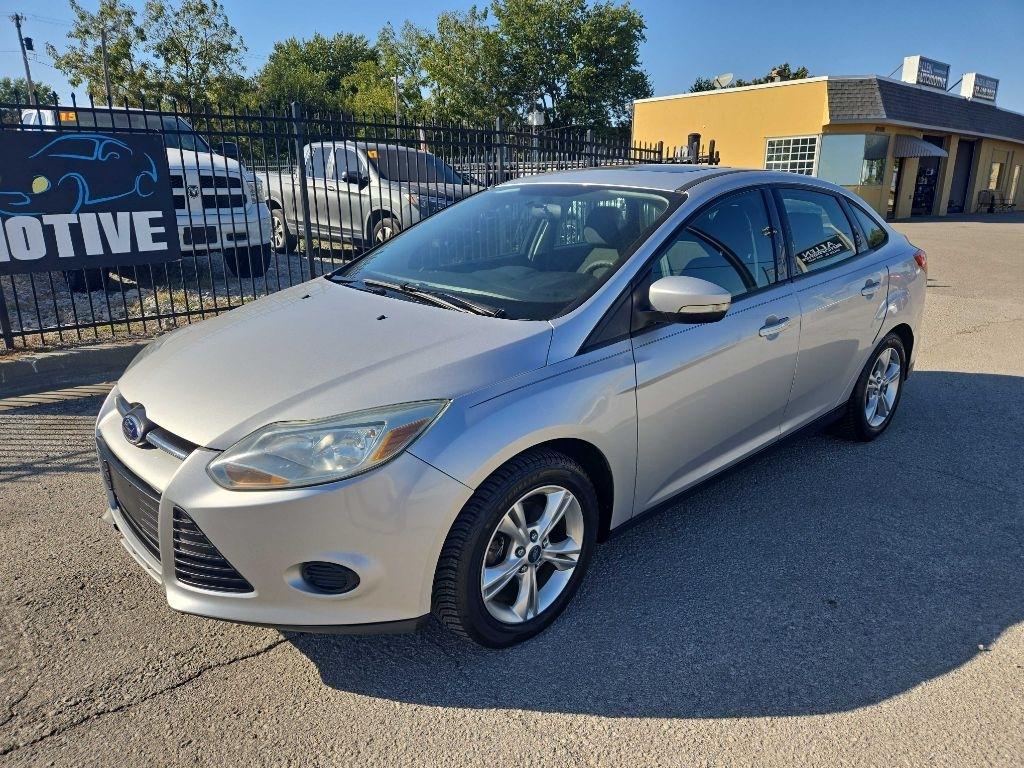 2014 Ford Focus SE Sedan