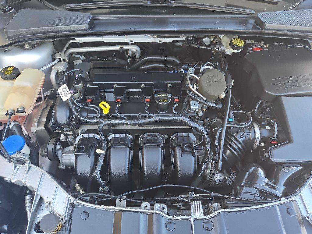 Ford Focus SE Sedan 2014