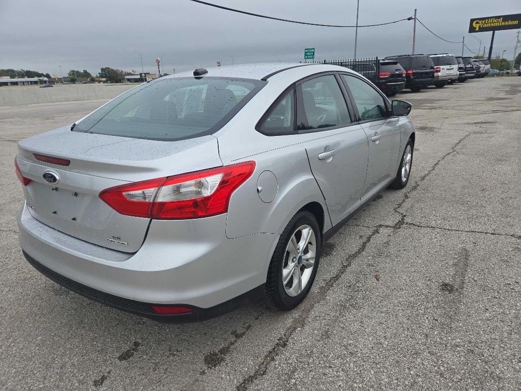 Ford Focus SE Sedan 2014