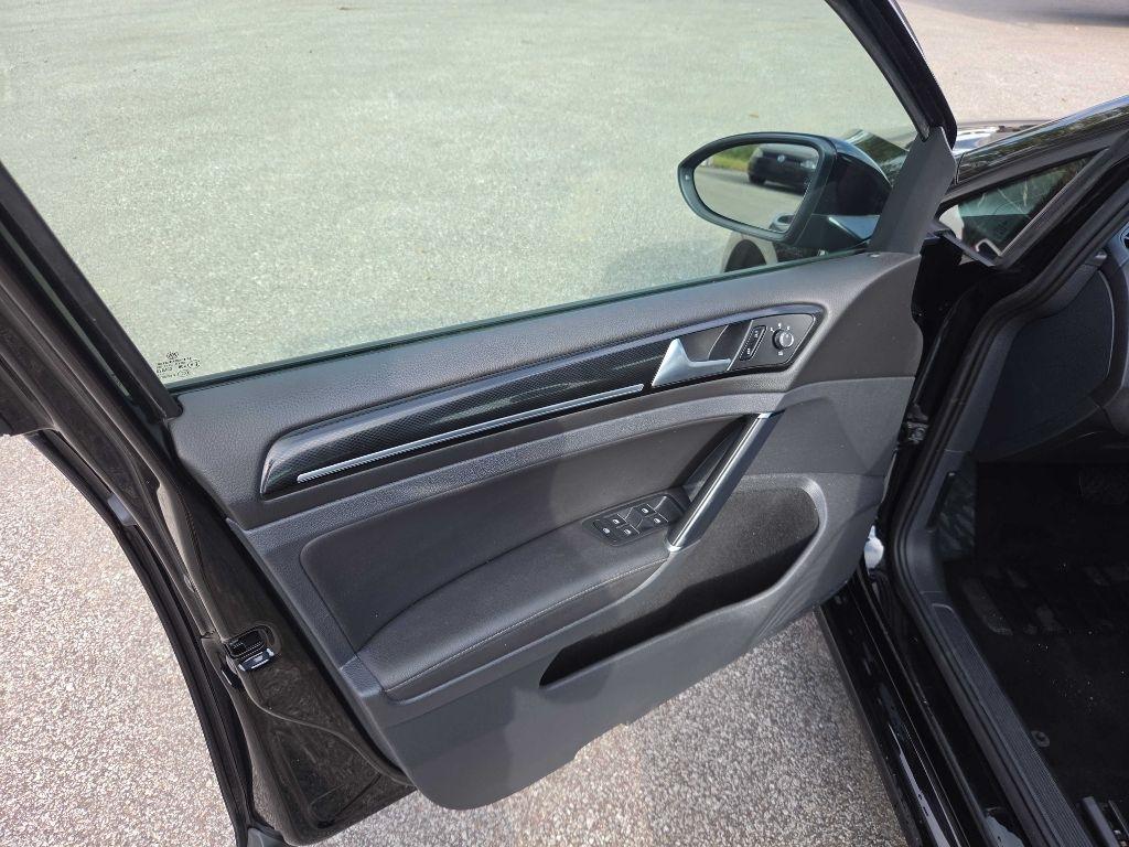 Volkswagen Golf TSI S 6A 2015