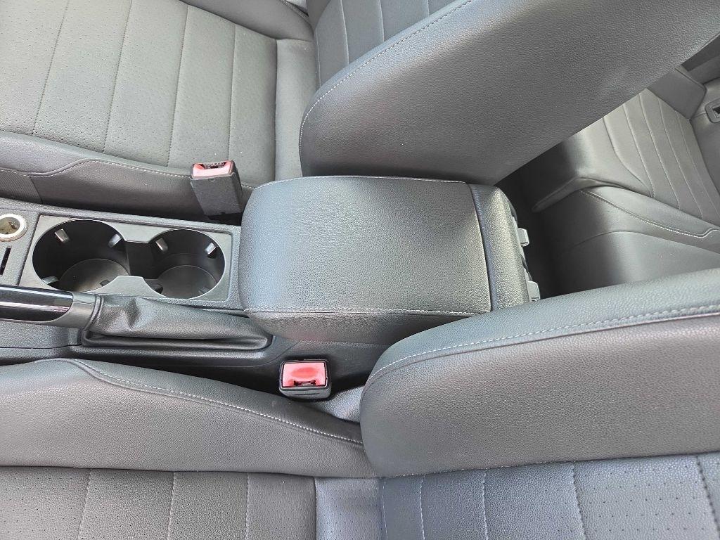 Volkswagen Golf TSI S 6A 2015