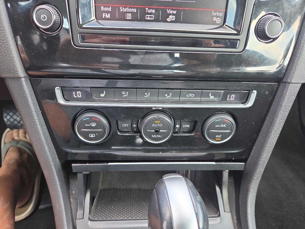 Volkswagen Golf TSI S 6A 2015